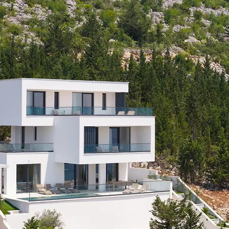 Malu With Heated Pool & Jacuzzi Villa *
