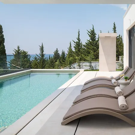Malu With Heated Pool & Jacuzzi * Starigrad Paklenica