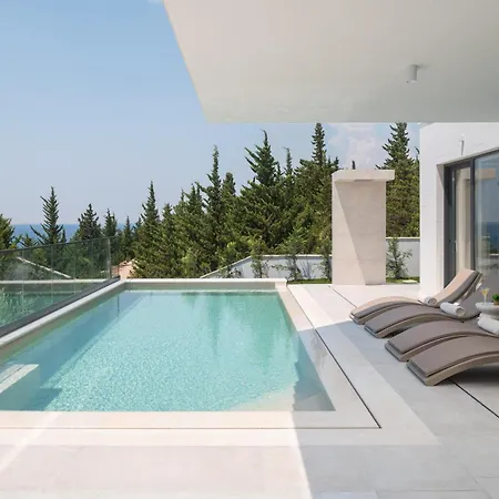 Villa Malu With Heated Pool & Jacuzzi