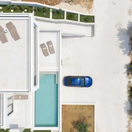 Villa Malu With Heated Pool & Jacuzzi Starigrad-Paklenica