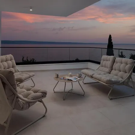 Malu With Heated Pool & Jacuzzi *