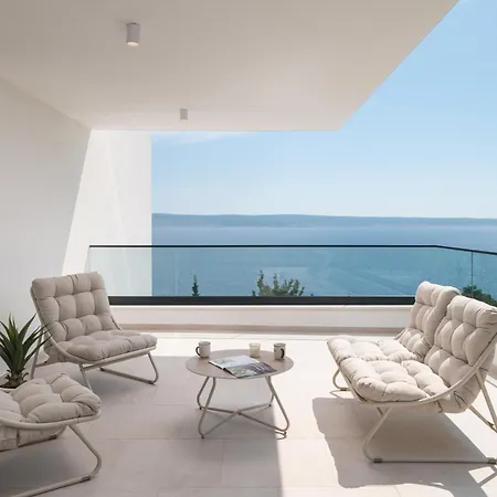 Malu With Heated Pool & Jacuzzi Villa *