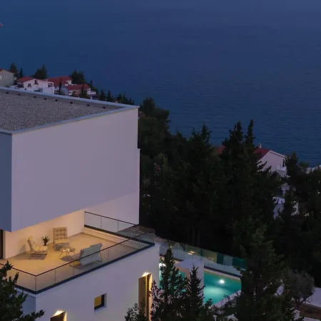 Malu With Heated Pool & Jacuzzi Villa Starigrad-Paklenica