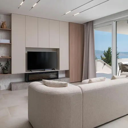 Malu With Heated Pool & Jacuzzi