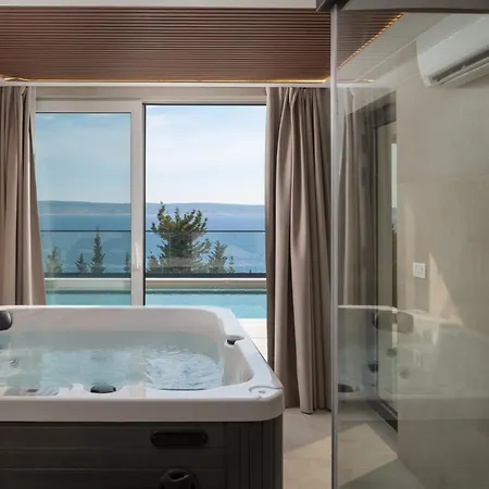Malu With Heated Pool & Jacuzzi * Starigrad-Paklenica
