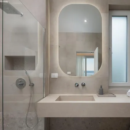 Malu With Heated Pool & Jacuzzi Villa Starigrad-Paklenica